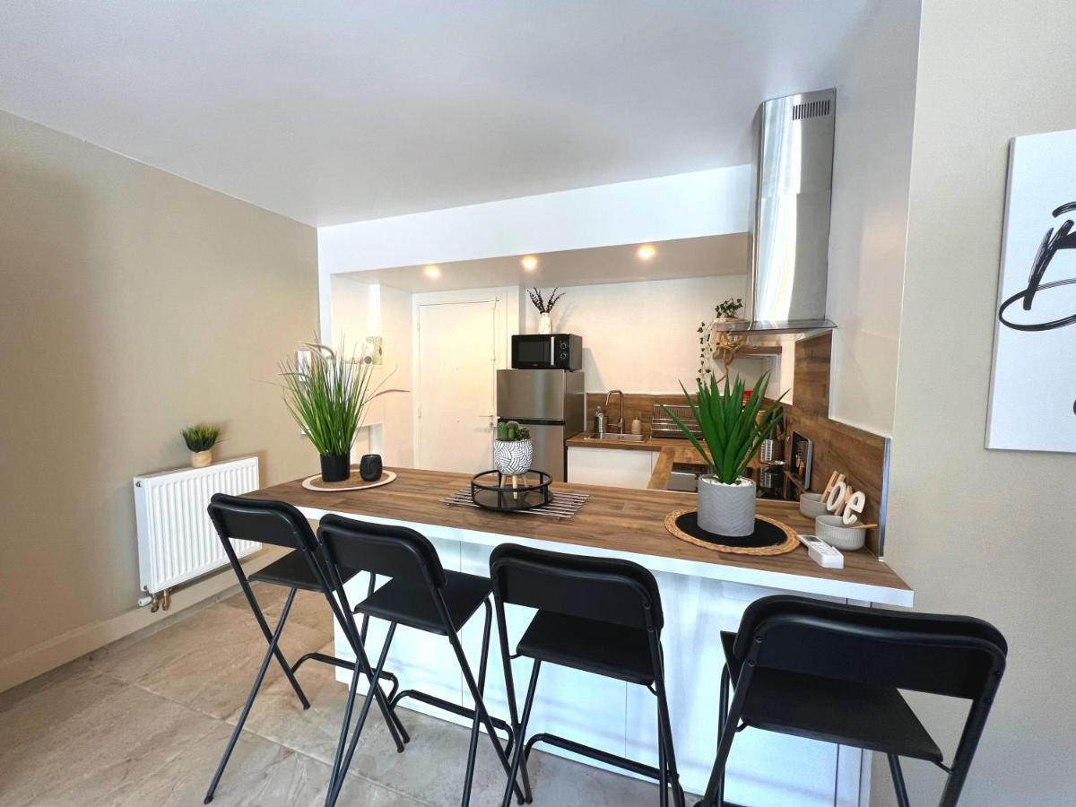 Cosy Madrid, Appartement Proche De La Mer Cannes Exteriör bild