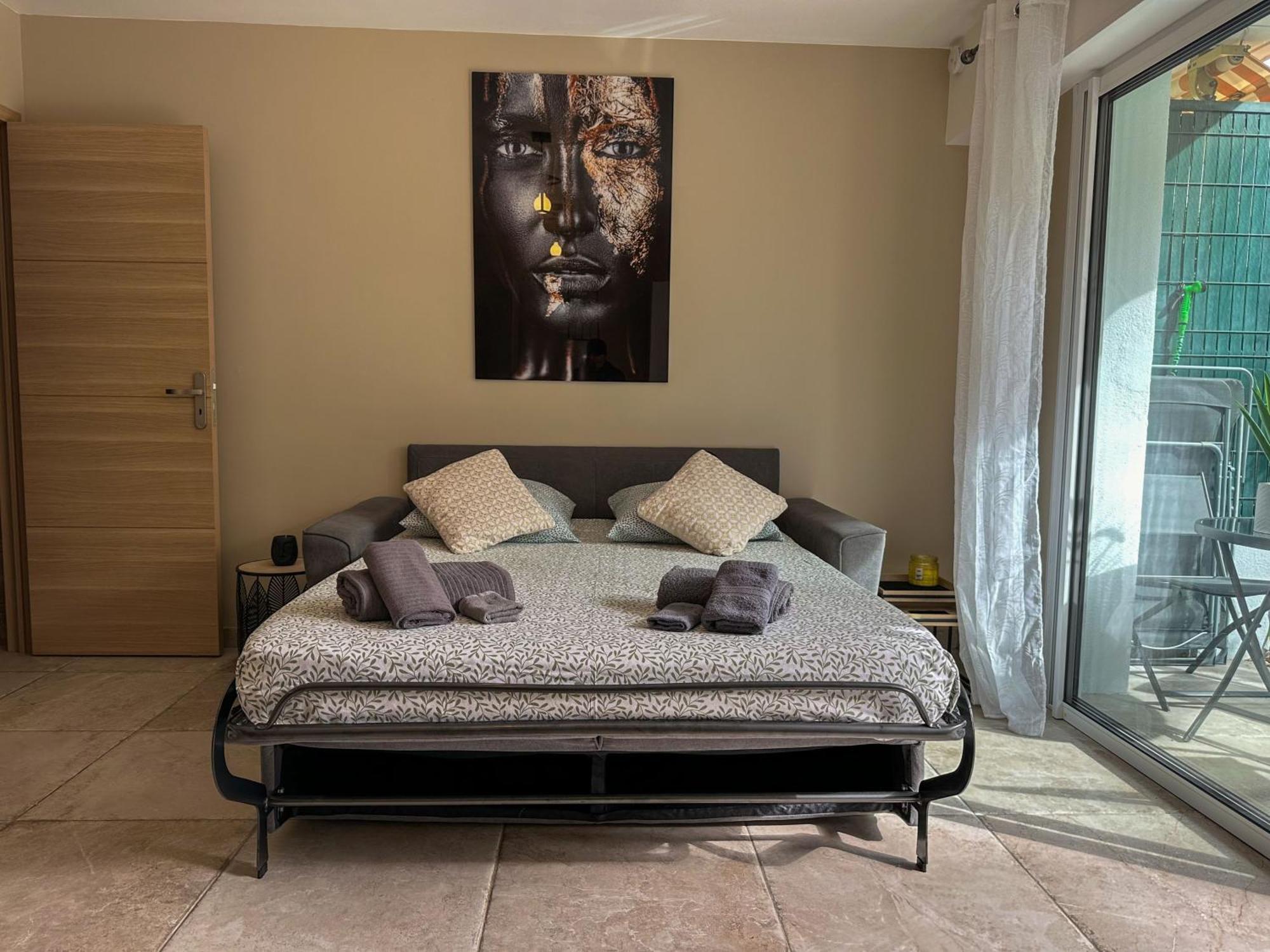 Cosy Madrid, Appartement Proche De La Mer Cannes Exteriör bild